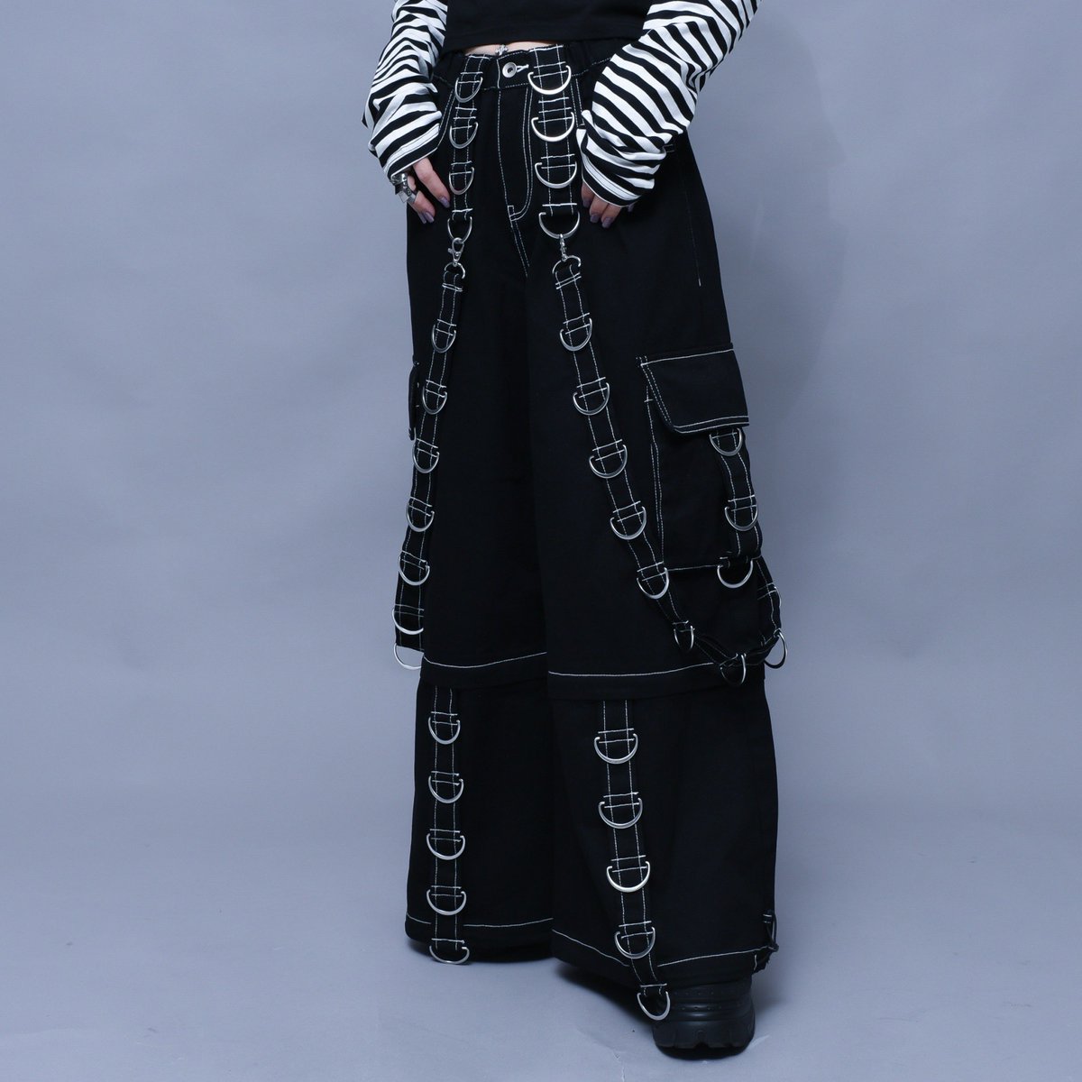 Dimmoireスタッズボンテージパンツ（ブラック） DimMoire ディムモアール スタッズ ボンテージ パンツ 黒 REFLEM