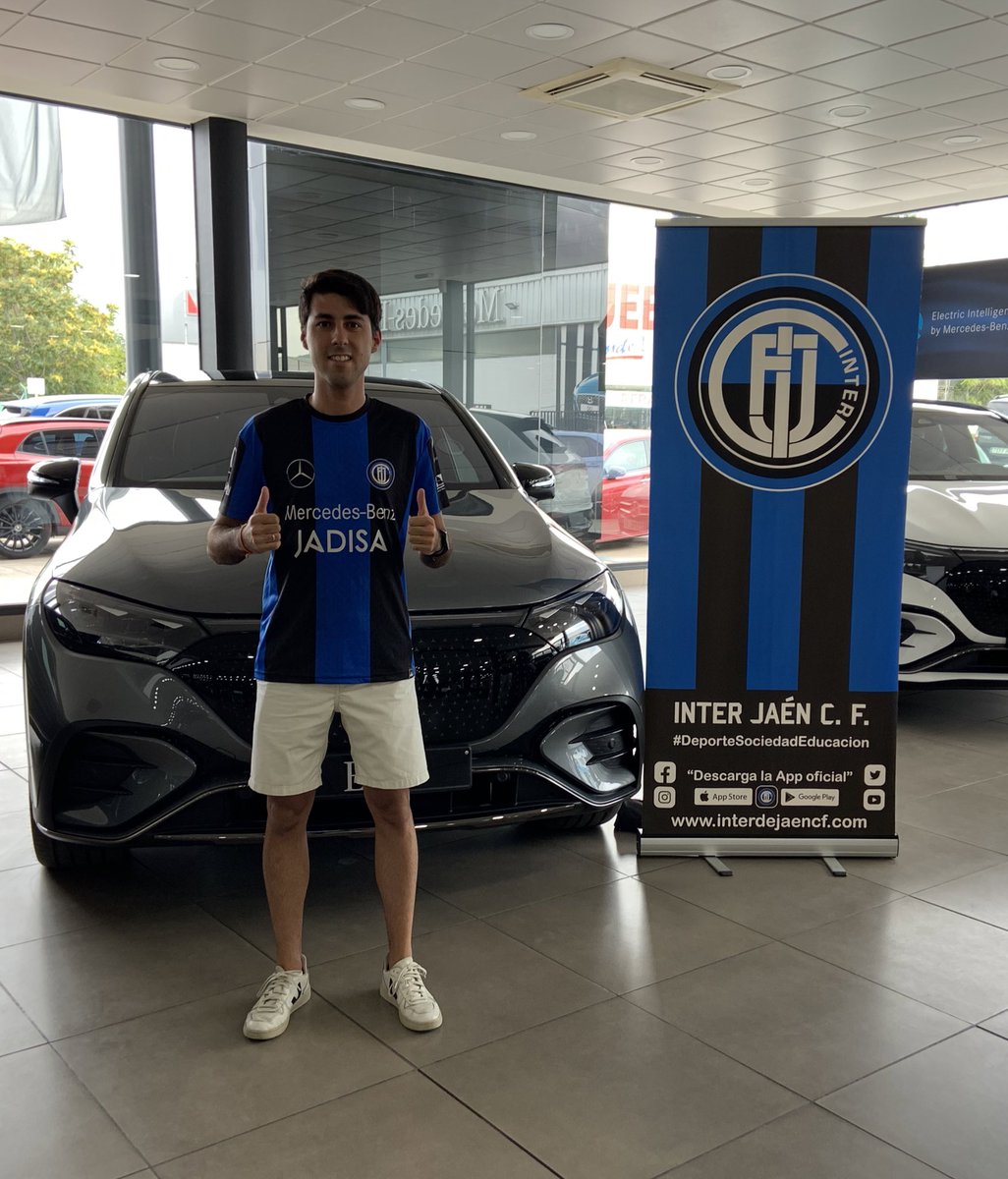 InterJaen's tweet photo. 🔵⚫ 𝗙𝗜𝗖𝗛𝗔𝗝𝗘𝗦 𝗧𝗘𝗠𝗣𝗢𝗥𝗔𝗗𝗔 𝟮𝟬𝟮𝟯/𝟮𝟬𝟮𝟰

KIKE 

• Posición: MC 
• Edad: 28 años 
• Procedencia: UDC Torredonjimeno B

@grupojadisa 

• Modelo: EQE 350
• Enlace: https://t.co/w6CIwbc3KH https://t.co/QQ6Ejhv0ah