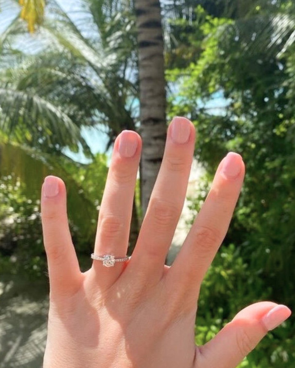 AngelicDiamonds's tweet image. 💍 What a beautiful place to be proposed in!

❤ Where is your dream proposal place?

#AngelicDiamonds #SheSaidYes #SheSaidYesUK