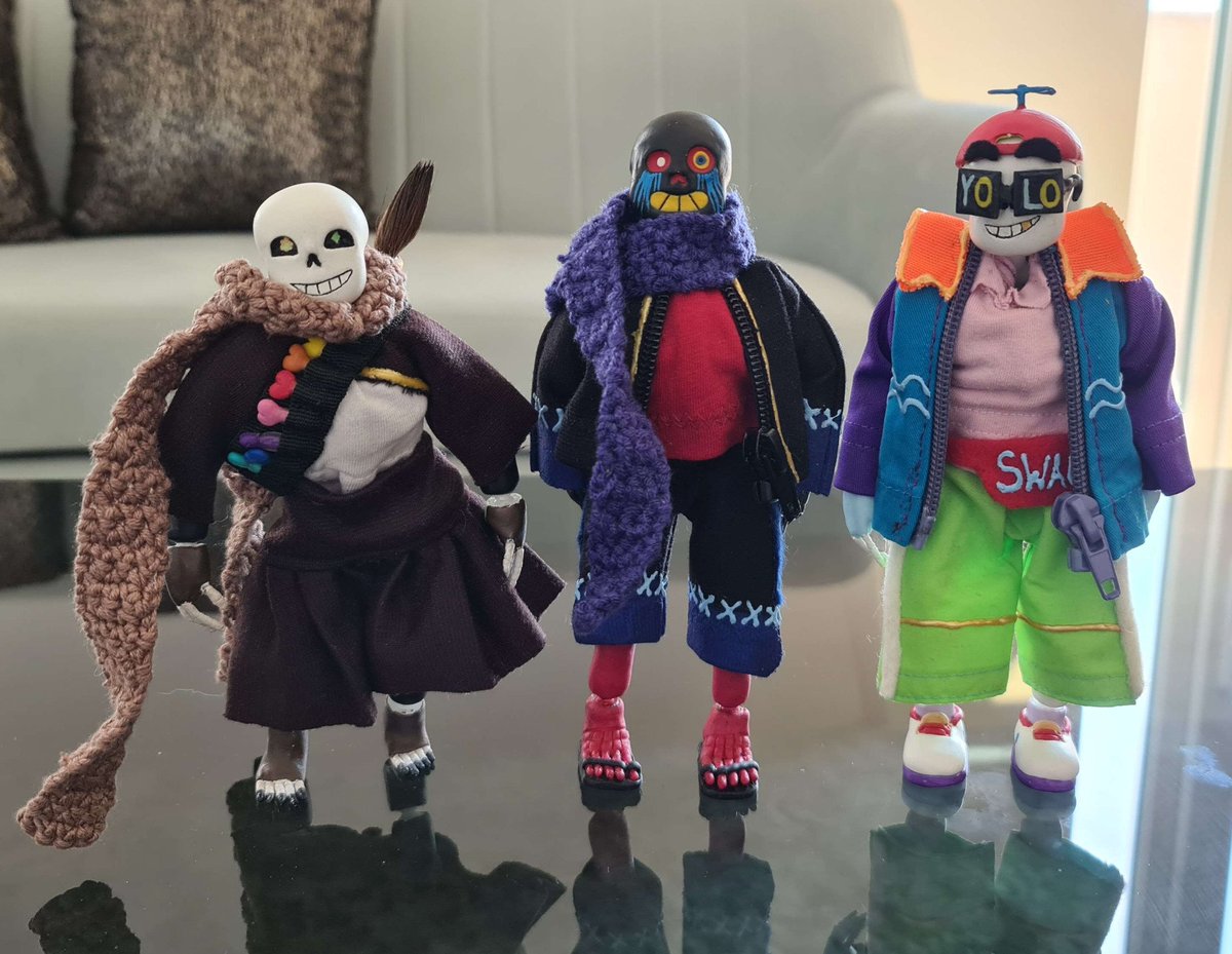 The fantastic trio!
Here is the latest result of a skele commission from <a href="/sweetsoullov3r/">SweetSoulLov3r</a>​ :D

They got the fantastic (dork) trio! XD