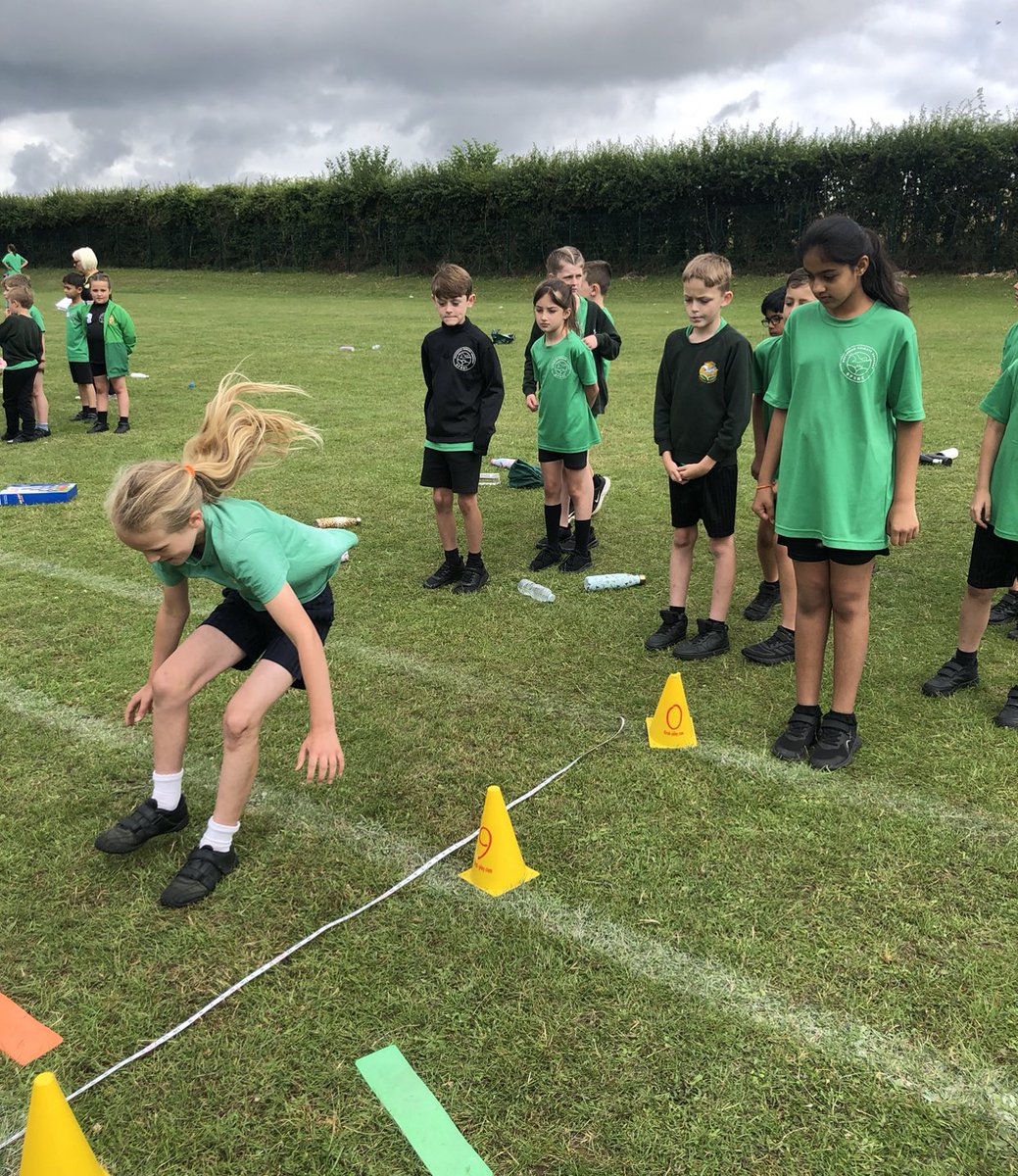 Ver_WPA's tweet photo. Action shots from the Long Jump! #WatersidePE https://t.co/zHzbiKCYbY