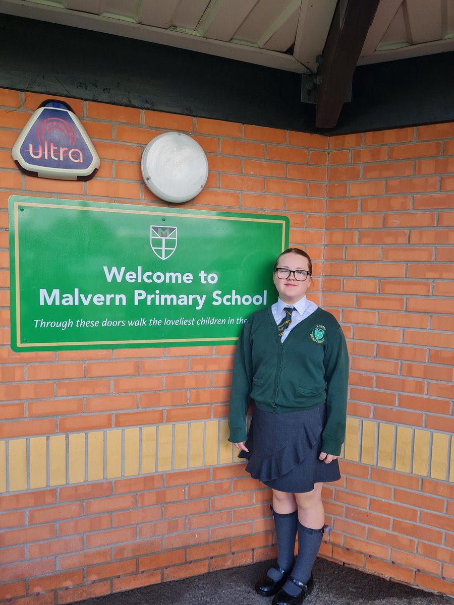 jesselem's tweet photo. First and last height measurement @malvernprimary. We did this every year to mark their growing up.  Look how many bricks they have grown 😍. Super proud of them both 💛💚 https://t.co/gE5pB8ceKy