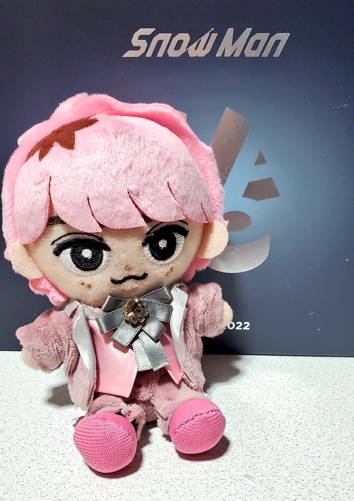 ミッドナイトトレンディの佐久間くんの衣装大好きですのチルちゃんの服