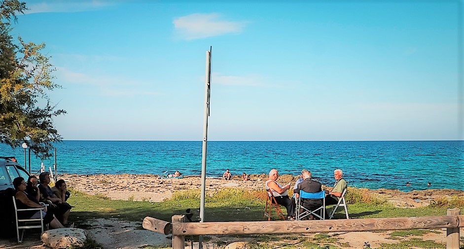 Estate pugliese. 
#photography #beach #summer #puglife #PeoplesHistory #CultureClub #mediterraneansea