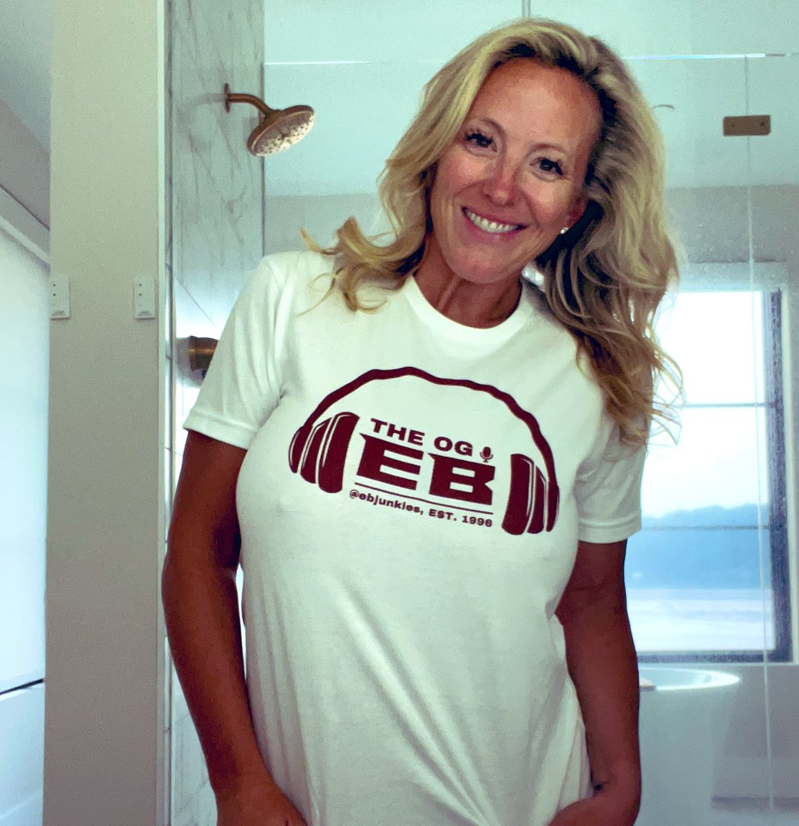 shadylady1323's tweet photo. Time to wake up and make some golf picks boys!! Planning to win all @EBJunkies chips with the last major of the year. @drabtshirt @matt_valdez @JunksRadio #annainannapolis #ogeb #klutchgolfpicks #golfnanny https://t.co/qld5rDYI7s