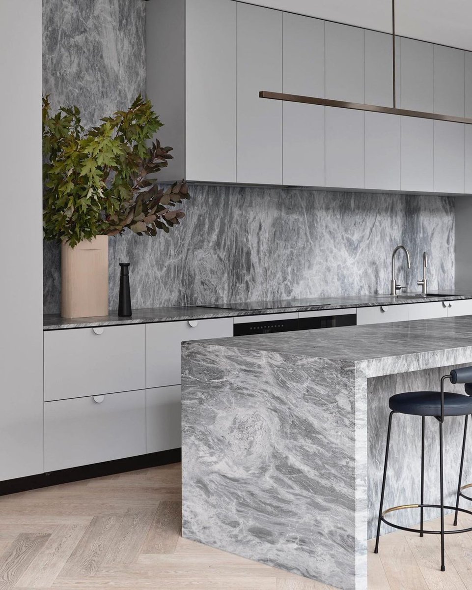 Quality__marble's tweet photo. Royal grey the perfect marble to furnish fine kitchen tops  #greymarble #italianmarble #marbleinterior #designinspiration https://t.co/3AfvIWjt85