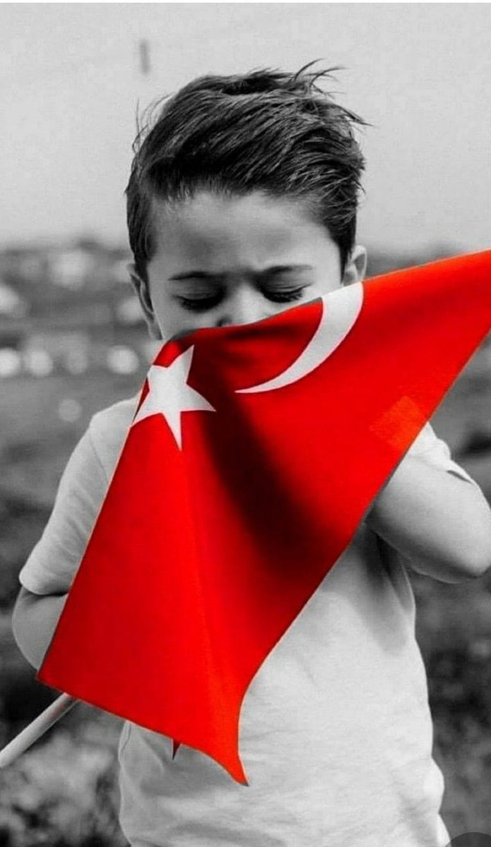 <a href="/AliYerlikaya/">Ali Yerlikaya</a> Sayın Bakanım. Bu onurlu mesleği bizlerde icraa ediyorduk lakin beraat ve takipsizlik almamıza rağmen şerefli mesleğimizden hukuk dışı bir tutumla ihraç edildik.Adalete ve hukuka olan inancınızı biliyorum.Lütfen sesimizi duyun bizlere yardımcı olun bu mağduriyet son bulsun…