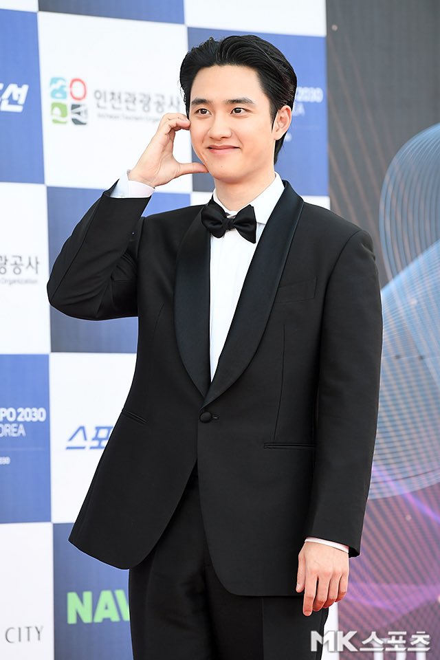 knockknock0408's tweet photo. D.O.
@weareoneEXO https://t.co/7DcfGV3Een