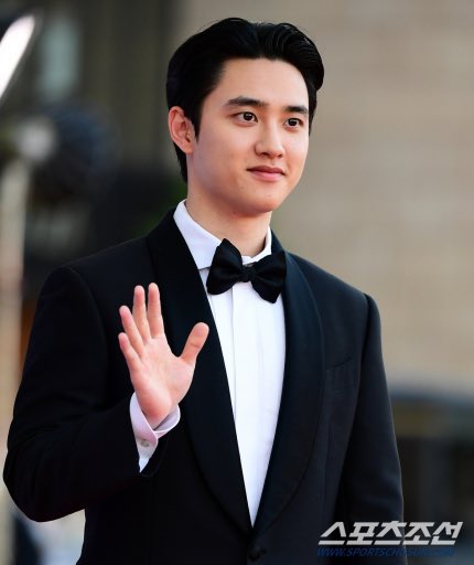 knockknock0408's tweet photo. D.O.
@weareoneEXO https://t.co/7DcfGV3Een