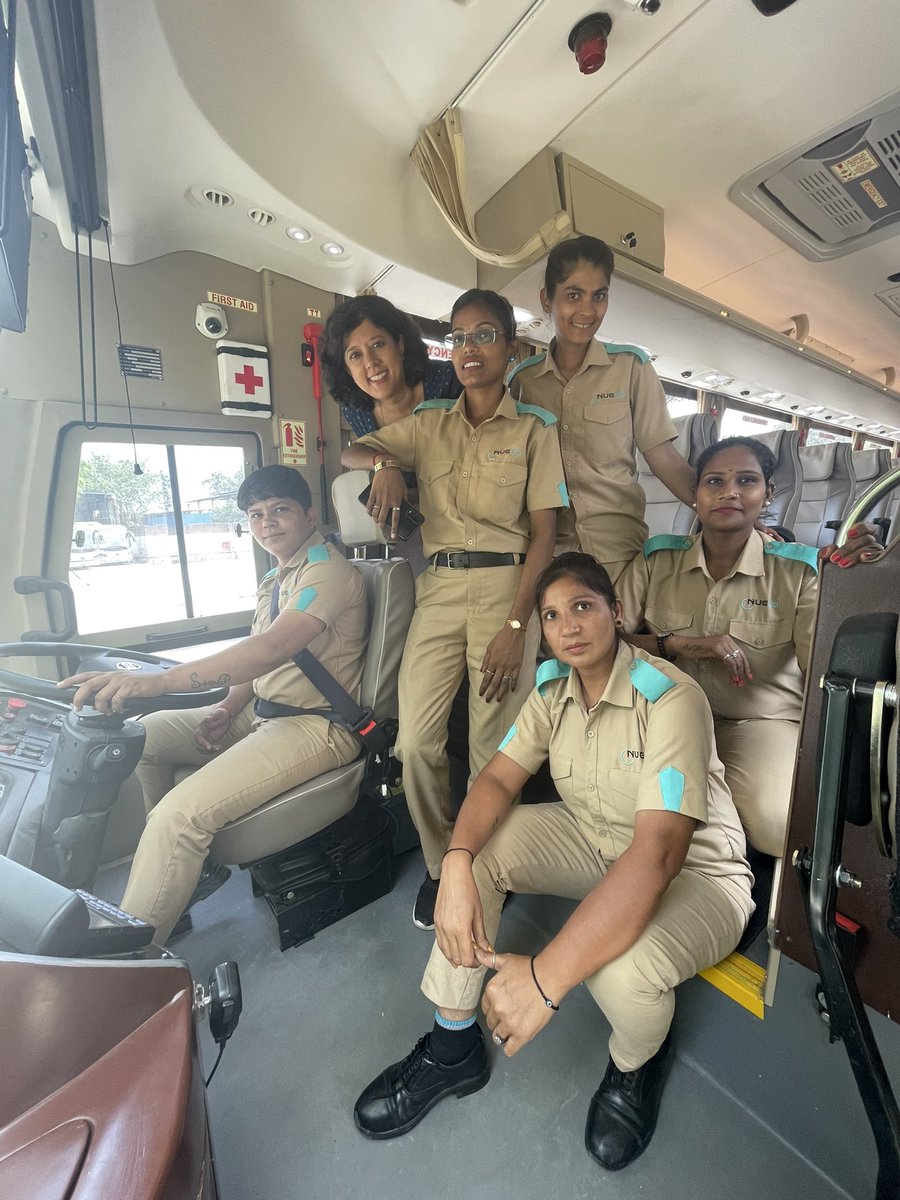 How many women bus drivers have you met ? Aren’t these women just sassy !! Spent a day being driven around by them 😊in an electric bus #EV 
thanks <a href="/GreencellEV/">Greencell</a> <a href="/devendrachawla/">Devndra  Chawla</a> #ClimateActionNow #JustTransition