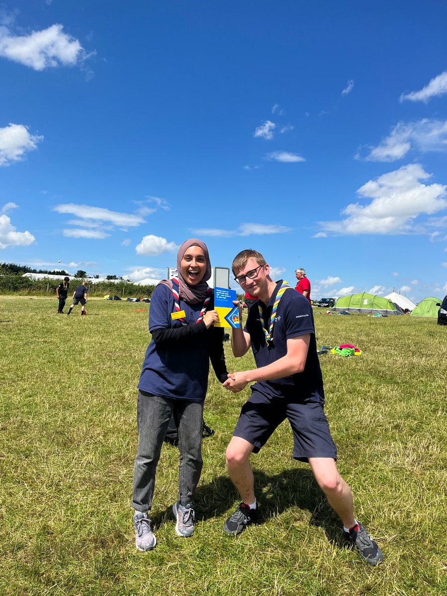 📸 Reflecting on an unforgettable week: Started with ‘Scouts! The Musical’, sharing the stage with our namesakes. Rushed North to join 5,000 people at <a href="/cyc_challenge23/">Challenge23</a>. Proudly received my QSA from <a href="/AyeshaKarimUKYC/">Ayesha Karim</a> . Incredible memories with incredible people!