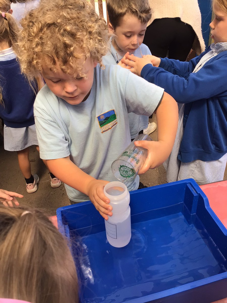 Hillview Primary School & Early Years tweet media