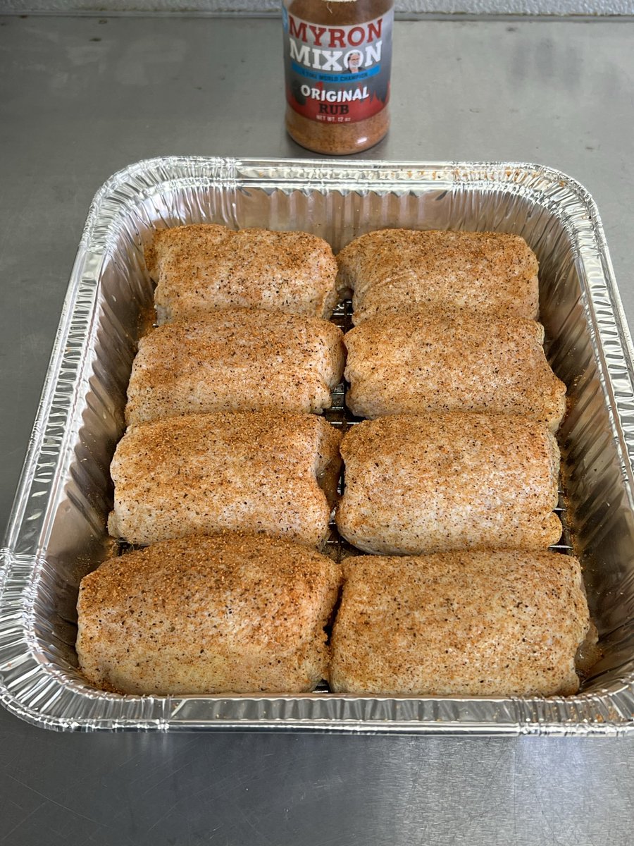 Good Morning BBQ Warriors!! 

Getting in some competition chicken practice today before we head to a dual contest in Galax, Virginia. Got some new products I’m testing out and can’t wait to share them with you!
.
.
myronmixon.com