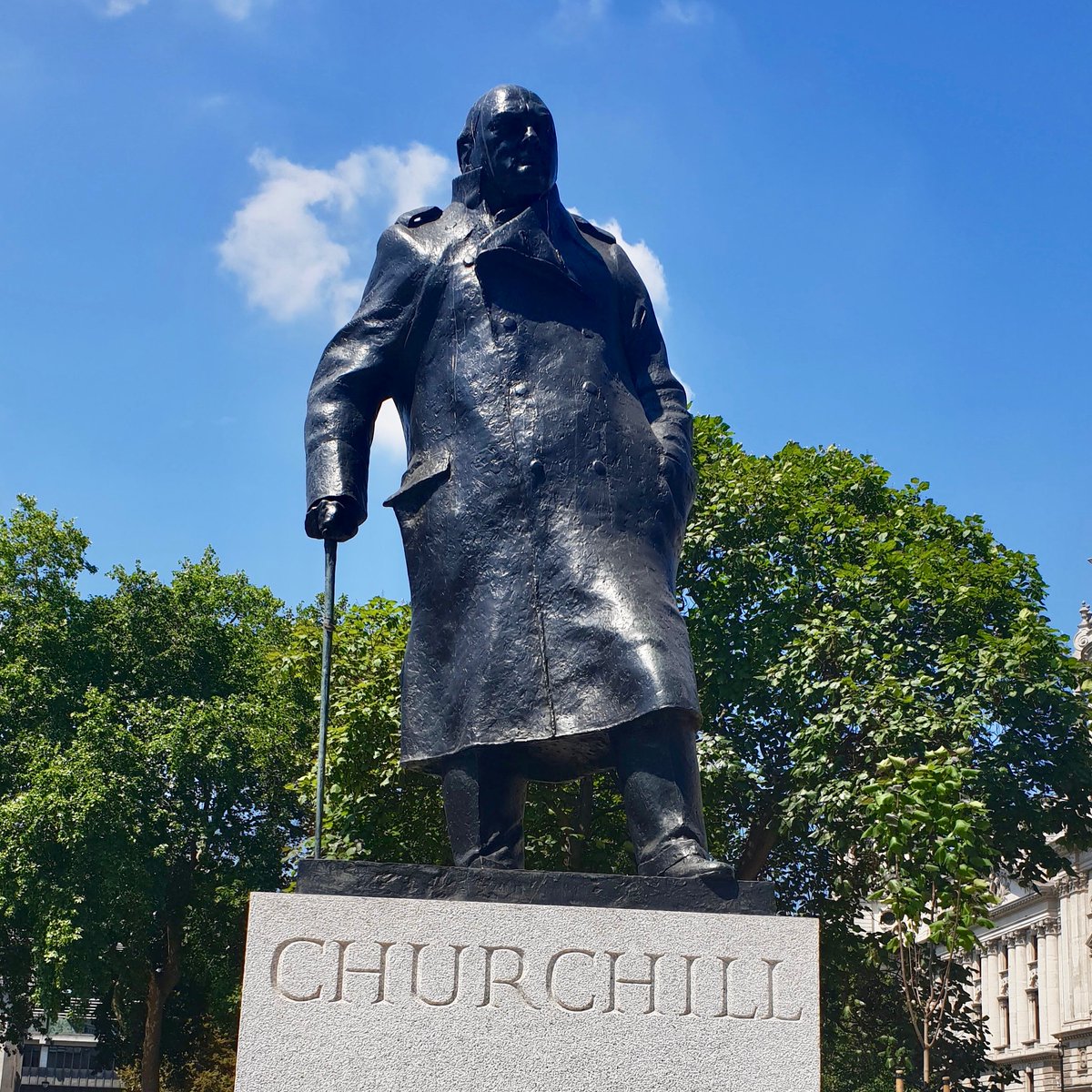 guidelondon's tweet photo. Bronze statue of #WinstonChurchill sculpted by Ivor Roberts-Jones. It was unveiled in 1973 and is located on the north-east corner of Parliament Square, opposite the Palace of Westminster. https://t.co/XEwTLnMCP4
Photo: Β© Ursula Petula Barzey. #BlueBadgeTouristGuide #LetsDo ... https://t.co/LorUFEayQb
