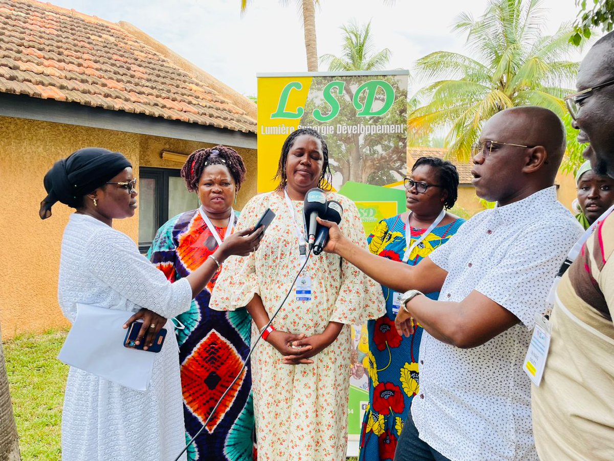 WoMin_Africa's tweet image. 📢📰Sharing information and raising awareness on communities' Right to Say YES ✊to the alternatives is critical to strengthen our linked struggles in Africa &amp;amp; the Global South. 
@Lsdsenegal 
#extractives #R2SN #naturalresources