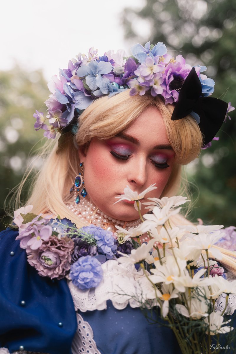 Alice in Wonderland
Cosplayer : <a href="/narutine/">narutine</a>
Design : <a href="/HannahArtwork/">Hannah Alexander Artwork</a>
Event : <a href="/DoKomi/">DoKomi</a> 2022

#aliceinwonderland #aliceinwonderlandcosplay #hannahalexanderartwork #hannahalexandercosplay #cosplay #cosplayer #cosplaygirl #cosplayphotography #dokomi #dokomi2022 #disney #disneycosplay