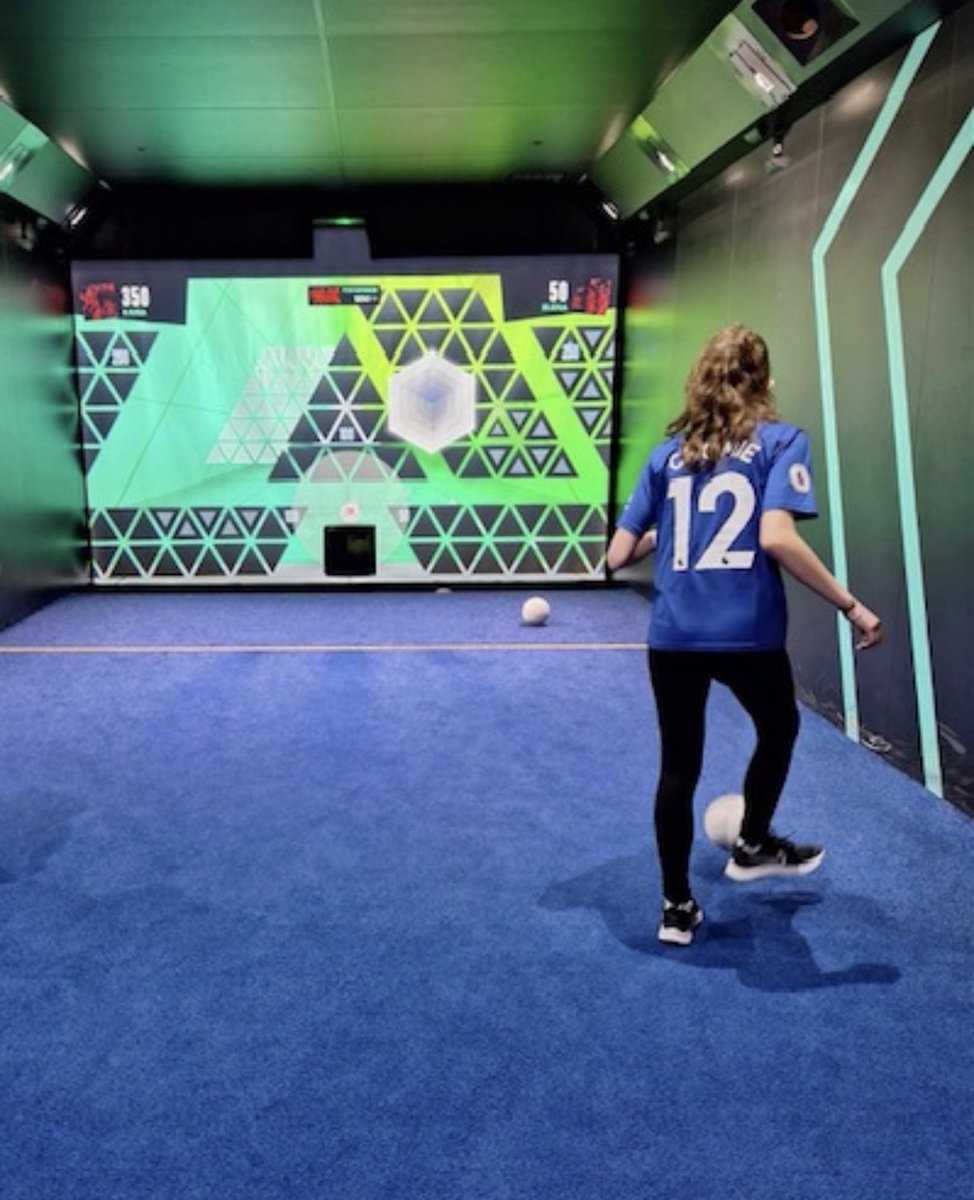 We are extremely proud to celebrate Elena who has overcome tremendous adversities this year after breaking her femur and undergoing numerous operations but still continuing with football.

Her own club recognised this giving her the Most Inspirational Player of The Season award!!