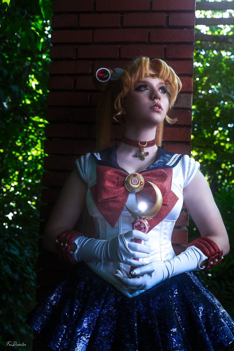 Sailor Moon
Cosplayer : lunarbibi (IG)
Event : Dokomi 2022

#sailormoon #sailormooncosplay #usagitsukino #usagitsukinocosplay #cosplay #cosplayer #cosplaygirl #cosplayphotography #italiancosplayer #dokomi #dokomi2022 #dokomicosplay