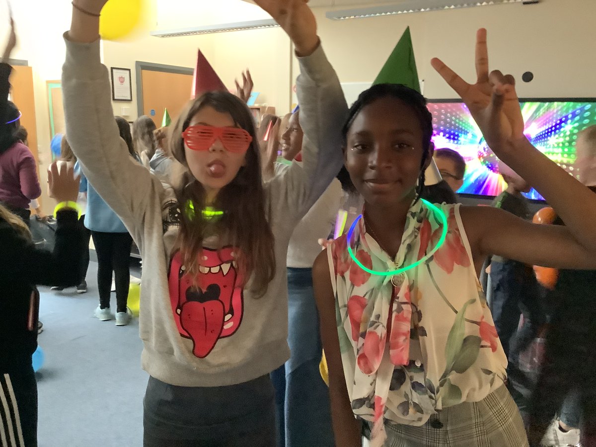 allsaintsbootle's tweet photo. Year 6 leavers disco in full swing 🎉🥳🎈 https://t.co/HshmYpkNq1