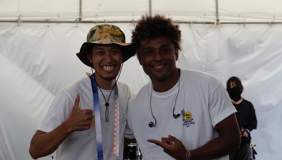 まだだーれもgbを知らない頃に声をかけてくれた…
山下歩くんとのコラボからスタートしたgb物語📕
ありがとう🥹また一緒に歌えて幸せだった🙏🏾　

一緒に作ったマッシュアップMV見てね⬇️
youtu.be/r2FQFYT4eRw