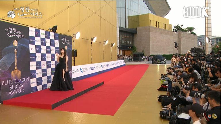 abcfxhxyz's tweet image. 20230719
ยูรา ช่วงเดินพรมแดงที่งาน
The 2nd Blue Dragon Series Awards 

#yura #kimyura #유라 #ยูรา 
#DestinedwithYou