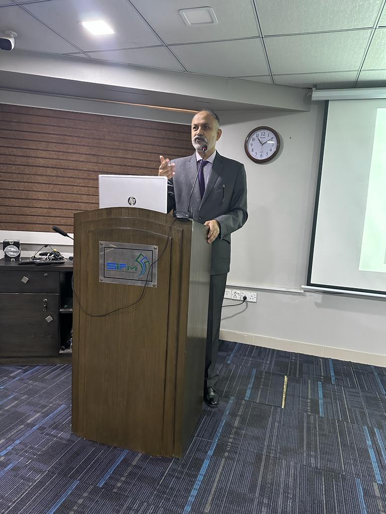 SRBOfficialPage's tweet photo. SRB conducted an interactive session on 18th July 2023 with software &amp; IT companies providing POS services to the service industry. Participants were informed about their vital role as key stakeholders in SRB POS project and their responsibilities towards software development. https://t.co/hA2qIFdgBv