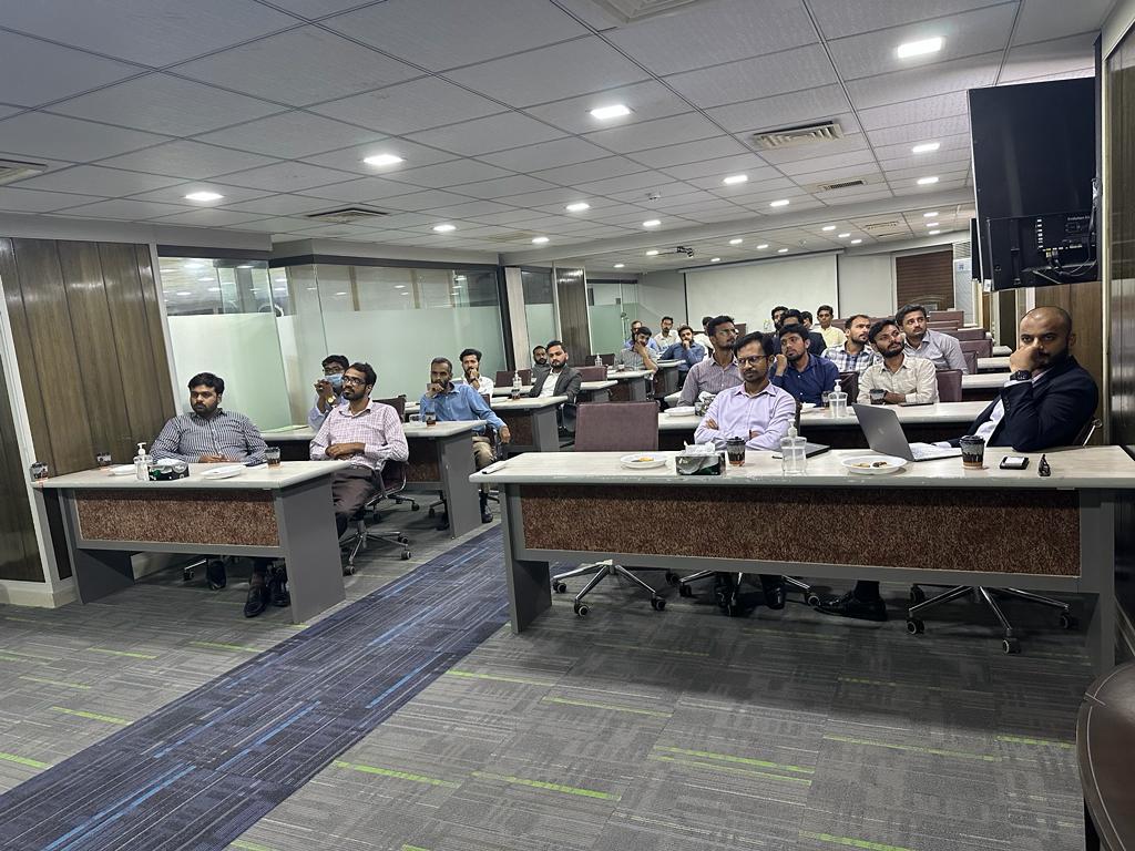 SRBOfficialPage's tweet photo. SRB conducted an interactive session on 18th July 2023 with software &amp; IT companies providing POS services to the service industry. Participants were informed about their vital role as key stakeholders in SRB POS project and their responsibilities towards software development. https://t.co/hA2qIFdgBv