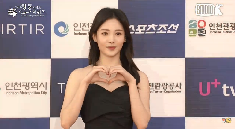abcfxhxyz's tweet image. 20230719
ยูรา ช่วงเดินพรมแดงที่งาน
The 2nd Blue Dragon Series Awards 

#yura #kimyura #유라 #ยูรา 
#DestinedwithYou