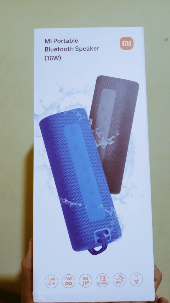 HrushikeshM16's tweet photo. Thank you Xiaomi for this amazing Gift 🎁
♥️
#Xiaomi #XiaomiIndia
#XiaomiLoyaltyProgram
@XiaomiIndia @Xiaomi
@atytse @hawkeye @themakeavish @MiFCBelagavi @ImtiyaxRk @Naik6Ashwin https://t.co/F8vPy60su0