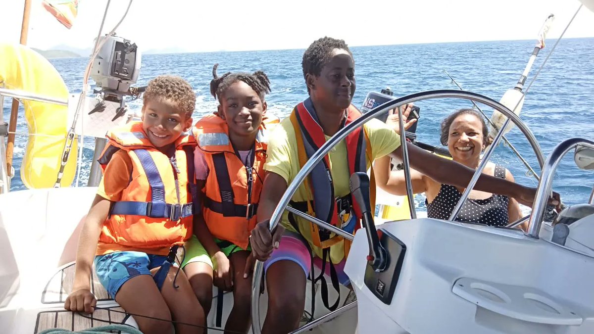 SailingGrenada's tweet photo. Aunty Susan aka Mom also joined in on the course! 🥰 Plan your Caribbean adventure 📲 https://t.co/6I9ckBrpZR 🏝️ #Sailing #LearnToSail #Grenada #PureGrenada https://t.co/YVkX9Ohg4G