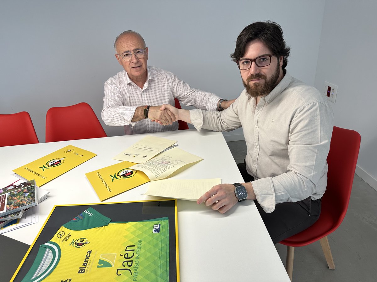 🤝 Sexta temporada junto a <a href="/Blanca_print/">Blanca Impresores</a> 

🖨️ Referentes el sector de las artes gráficas

📍 c/ Mariana de Montoya, 39-41. Parque Empresarial Nuevo Jaén
📞 953 19 11 02

👏 ¡Gracias por vuestro apoyo!

#SomosJaén💛