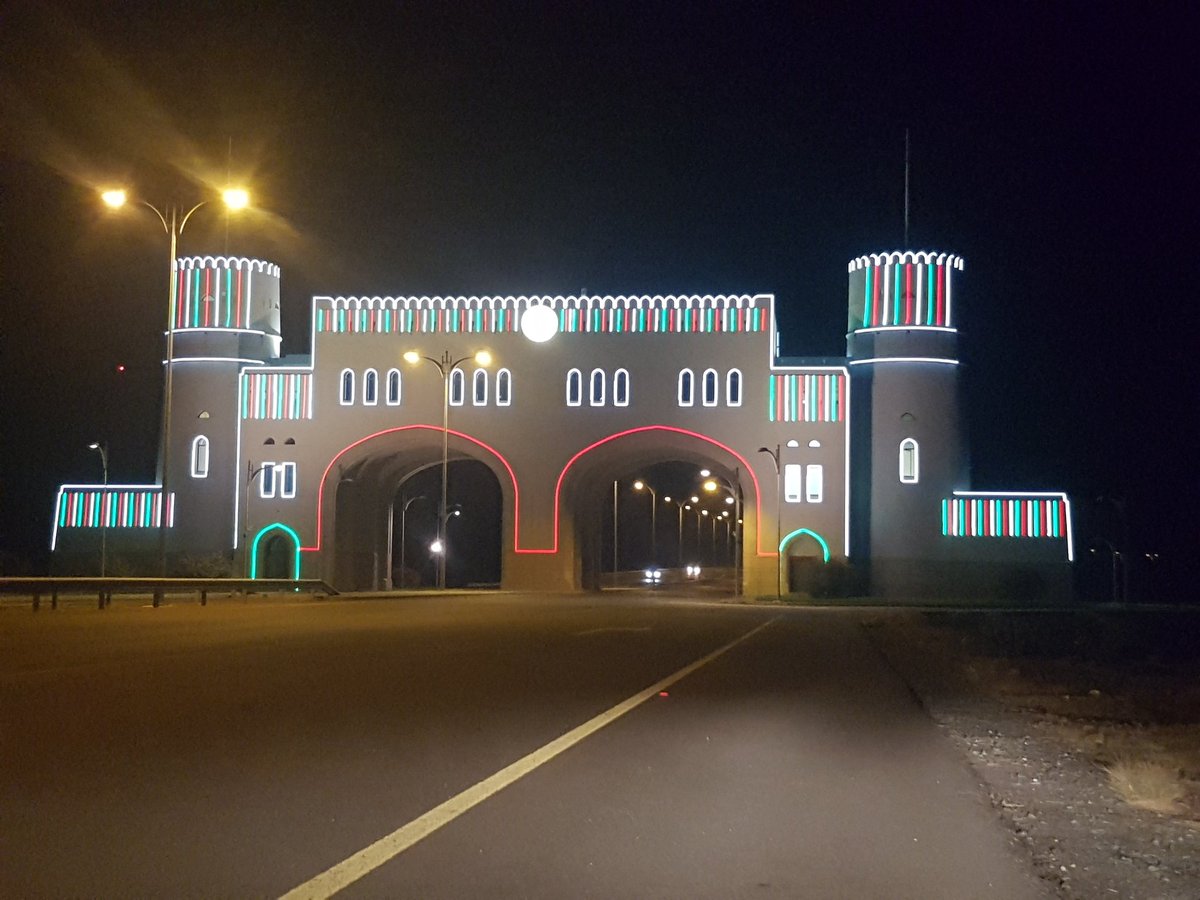 بعد صدور القوائم النهائية للمرشحين لعضوية مجلس الشورى بالفترة القادمة مابين الطموحات وتحقيق الأهداف، ماذا سيقدمه المترشحين في جداولهم الانتخابية لابناء #محافظة_البريمي  ولاية #البريمي بالتحديد اكثر من 20 مرشح؟
 ننتظر منكم الكثير، ليبقى صوتنا امانه لمن يستحقه.