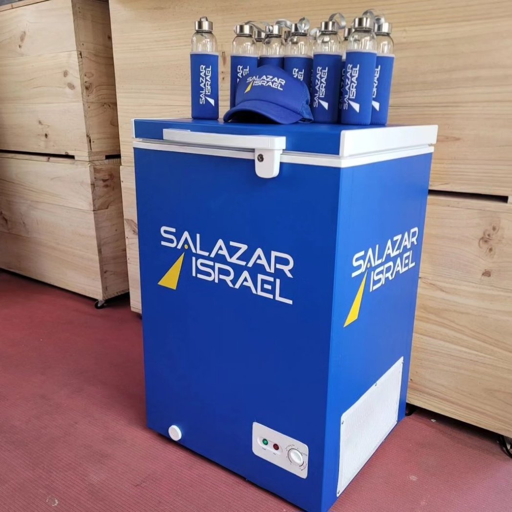 bonustrackcl's tweet photo. El Branding es el proceso de construcción de una marca mediante  todos los procesos gráficos, comunicacionales y de posicionamiento que se llevan a cabo.
Tus elementos tienen coherencia comunicativa o son un soberano desorden ?
Bonusttrack
#sabemoscomohacerlo https://t.co/WBlEuPn93X
