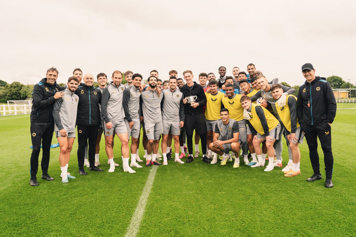 Wolves's tweet photo. Welcoming our Wimbledon champion! 🎾

Congratulations, Henry 🏆 https://t.co/fZctqEC3Aa
