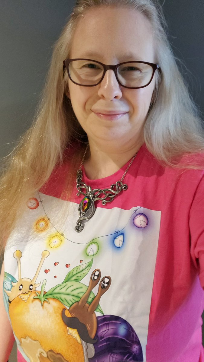 FullStedeAhEd's tweet photo. Proudly wearing my third #snusbands Snede and Sned t-shirt with wonderful design by @maplewriter Love these wee guys ❤️ #OurFlagMeansDeath #OFMD https://t.co/S9QuuXnCUO