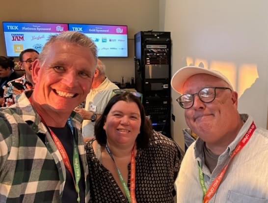 UnionGapWA's tweet photo. #Top4Theme #Top4Party π₯πΎπ₯
@obligatraveler @jollyhobos @ararewoman @intheolivegrov1
Itβs been a party @TBEXevents #tbexec #captureec @VisitEauClaire
1. With Anthony & Jodie
2. Storks with @travelingmitch
3. Tweetup with @obligatraveler
4. With one & only @Tammileetips https://t.co/xLOclJ36B6