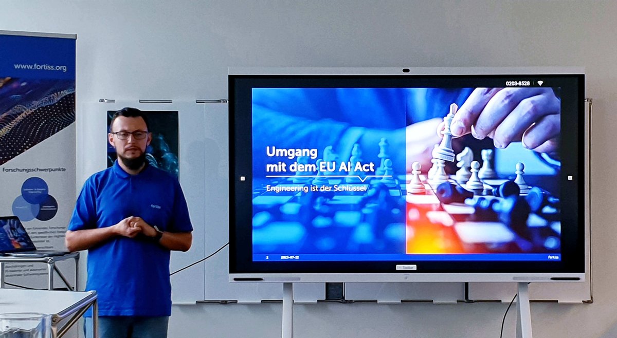 Die von #fortiss &amp; @DKEAktuell entwickelte #KI-Norm VDE-AR-E 2842-61 ist die einzige mit Rahmenwerk &amp; Entwicklungsvorgaben. Damit kann sie auch den #EUAIAct unterstützen!

Lesen Sie mehr &amp; kontaktieren Sie uns: fortiss.org/fileadmin/user…

#DKE #EU #AI #aiengineering #VDEARE284261