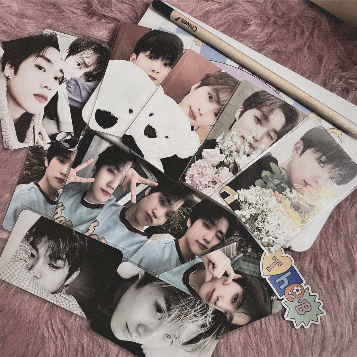 cuescart's tweet photo. ꒰ mail from @1204sells ꒱

ate lyyy, thank you soooo much!! 
super dami + super cute nilang lahat, plus 'yong mask case &amp; pencil aaaaaa!! 

see u again soon 🥺🤍 https://t.co/h6jjsLBcCP
