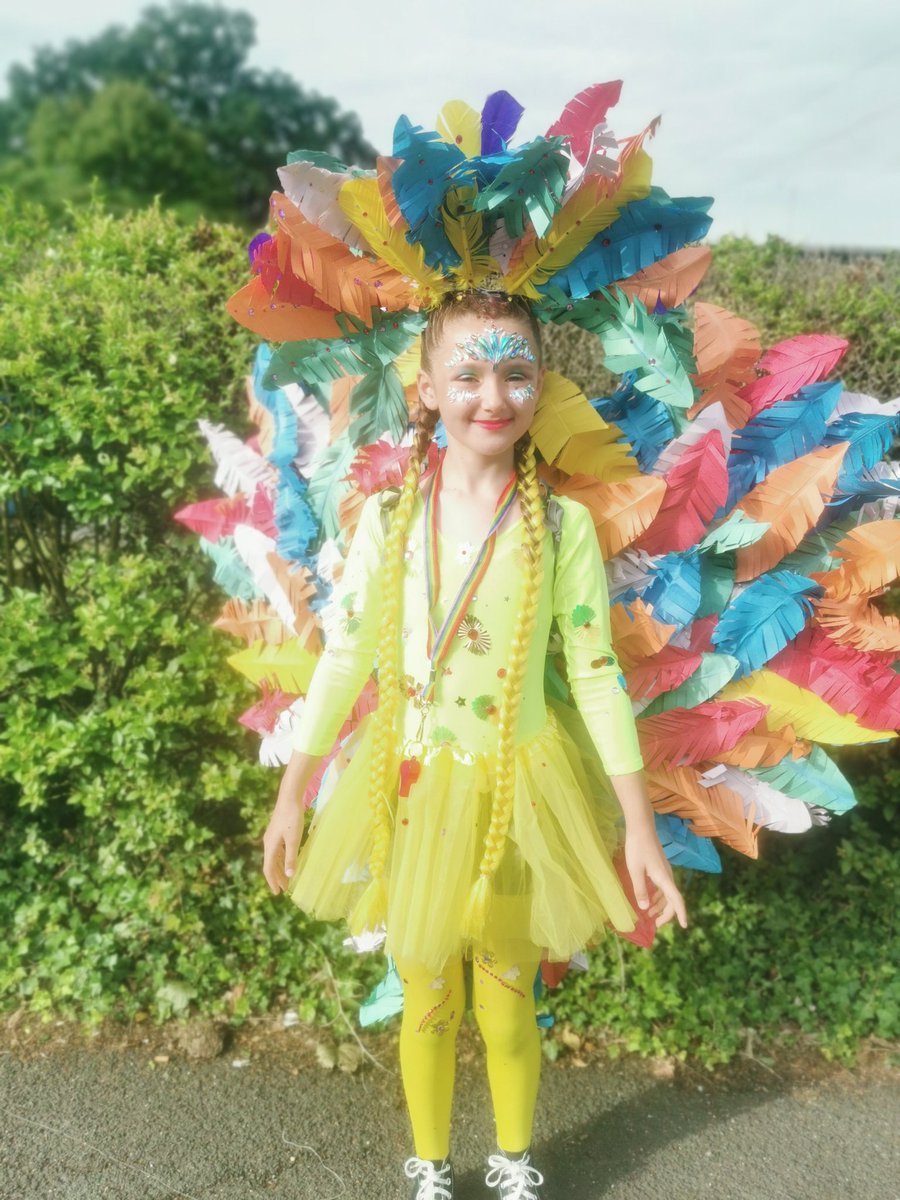 Pops had brazil day yesterday 🇧🇷 thank you for <a href="/JustEssentials1/">Just Essentials</a> #kingslynn the staff where really helpful and products we brought were amazing the store had everything we needed to complete the carnival look ❤️..... ALSO BIG THANK YOU  for the donations to howard junior ptfa