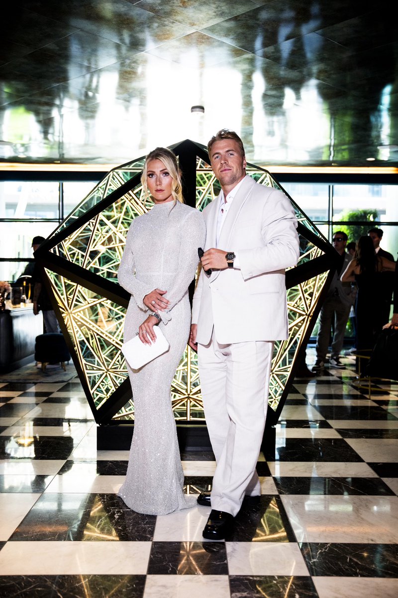 fisalpine's tweet image. Can we be a little glamorous 💃🏻🕺🏻with the couple Shiffrin-Kilde, fresh from the #ESPY?

Let&apos;s take this opportunity once again to congratulate @MikaelaShiffrin on her extraordinary award!
#fisalpine

📸 @mikedawsy