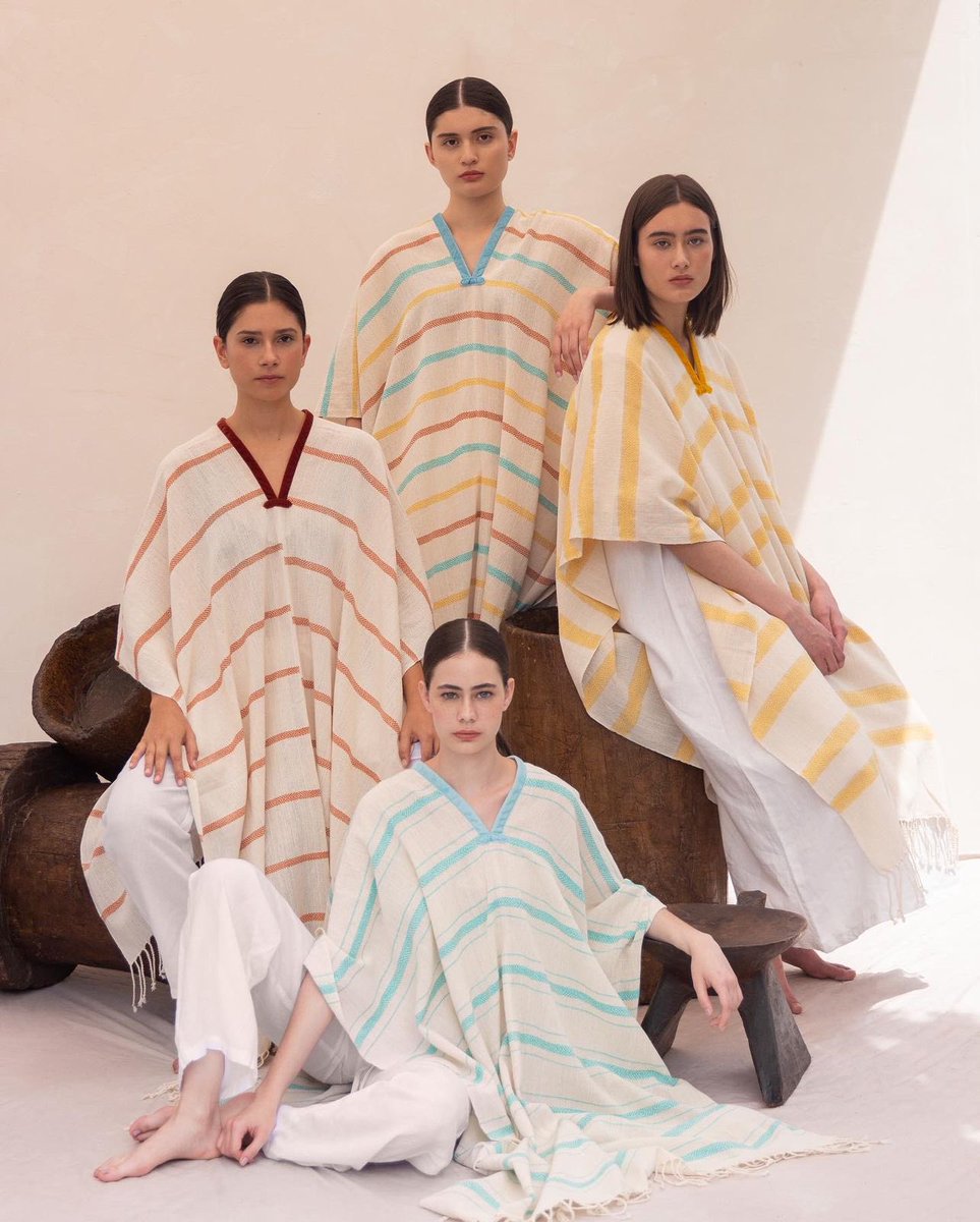 olgafisch's tweet photo. Descubre nuestra colección de ponchos Quinde. Hechos de algodón ligero, estos ponchos son la elección perfecta para los días de verano. Eleva tu estilo veraniego con nuestros diseños únicos. #PonchosQuinde #Algodón #EstiloVerano #Elegancia https://t.co/Anq9y1WfxI