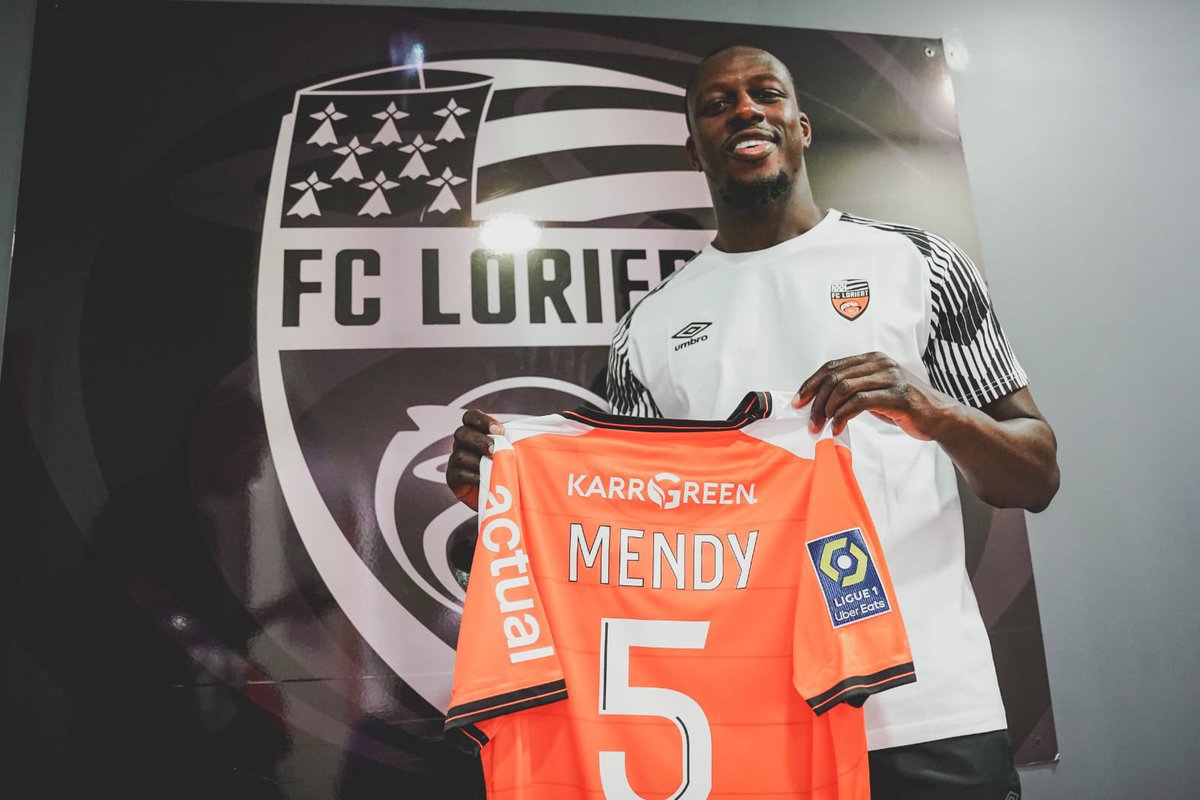 DeadlineDayLive's tweet photo. 🚨 Benjamin Mendy with his new colours. He will wear the number 5 shirt at Lorient. 🧡🖤

(📸 @FCLorient) https://t.co/1kwtGm1iuU