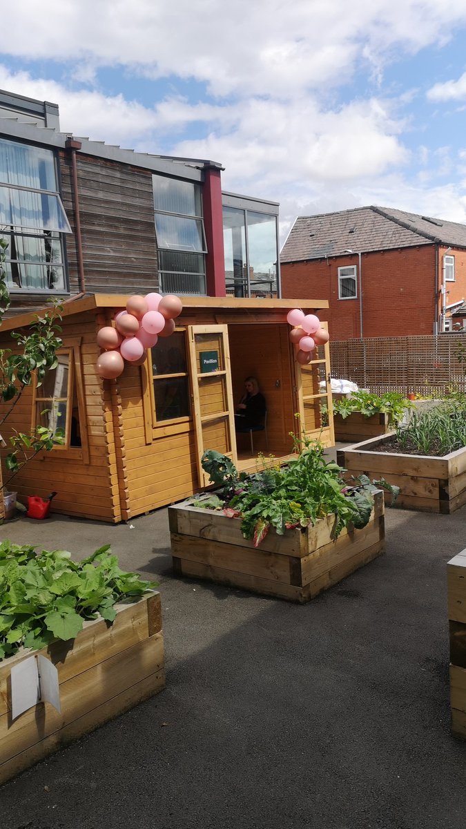 Raeesah (@raeesahmallu) on Twitter photo Central Social Prescribers are at the <a href="/PikesLane/">Pikes Lane</a> community garden! Come down for some advice and information on what our roles are and how we can help! <a href="/boltongpfed/">Bolton GP Federation</a> #Socialprescriber #Splw Central Social Prescribers are at the <a href="/PikesLane/">Pikes Lane</a> community garden! Come down for some advice and information on what our roles are and how we can help! <a href="/boltongpfed/">Bolton GP Federation</a> #Socialprescriber #Splw