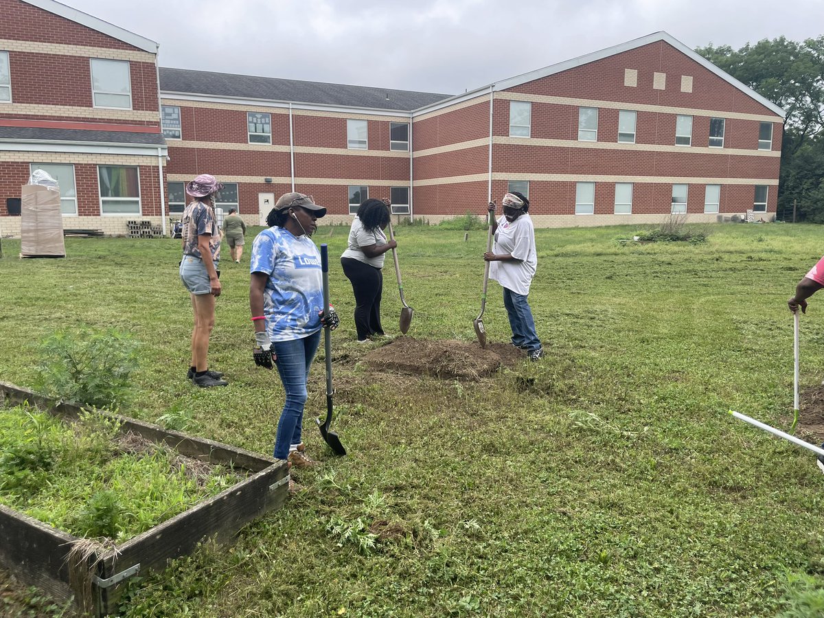 Day one 
534 heroes Project more pictures to come <a href="/JeremyNeel62230/">Jeremy Neely</a> @TemikaM838