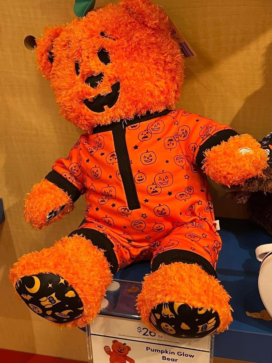 RT @aperfectpumpkin: Build-A-Bear this Halloween is a must https://t.co/5zEFaOmVTc