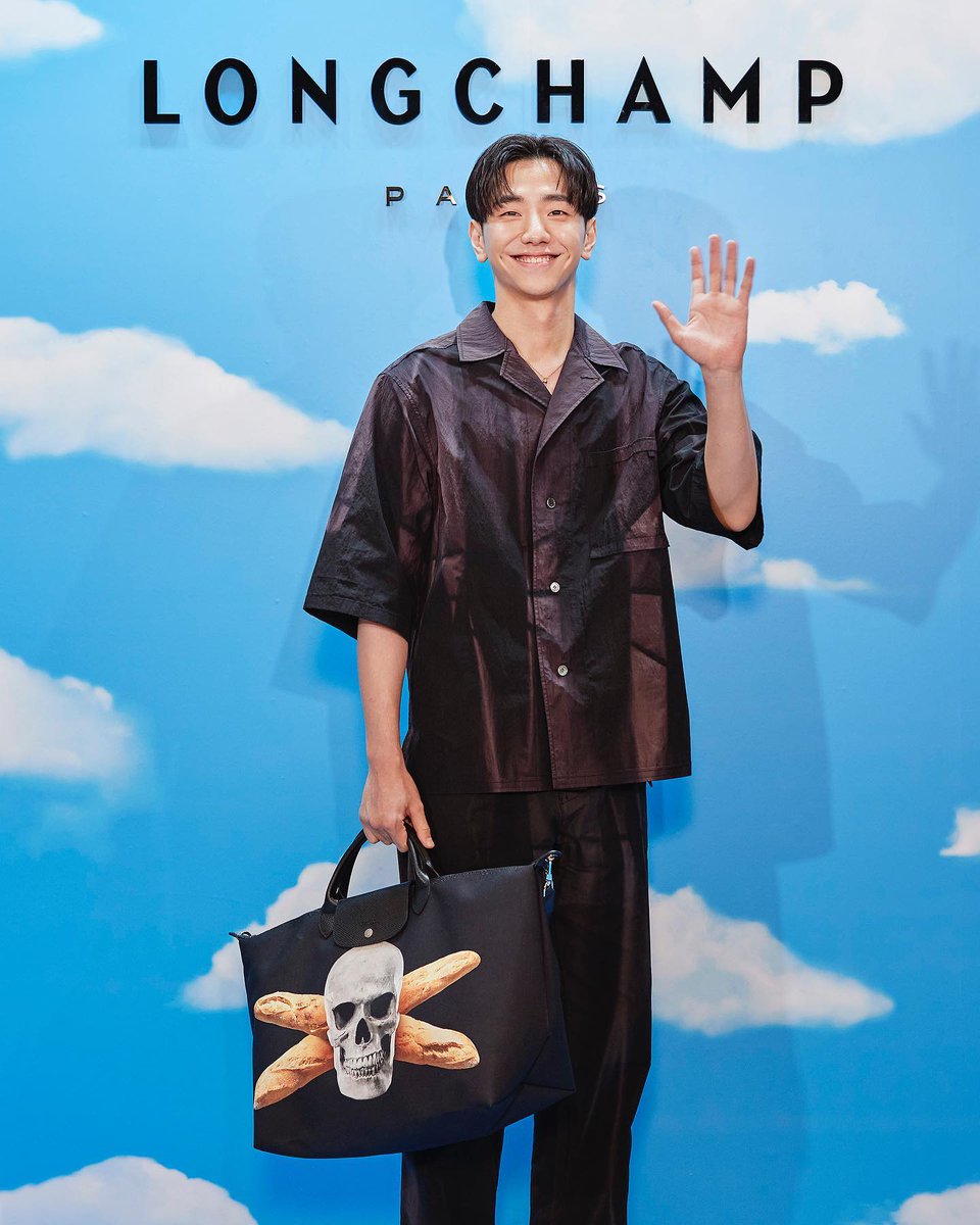 남윤수☀️ tweet media