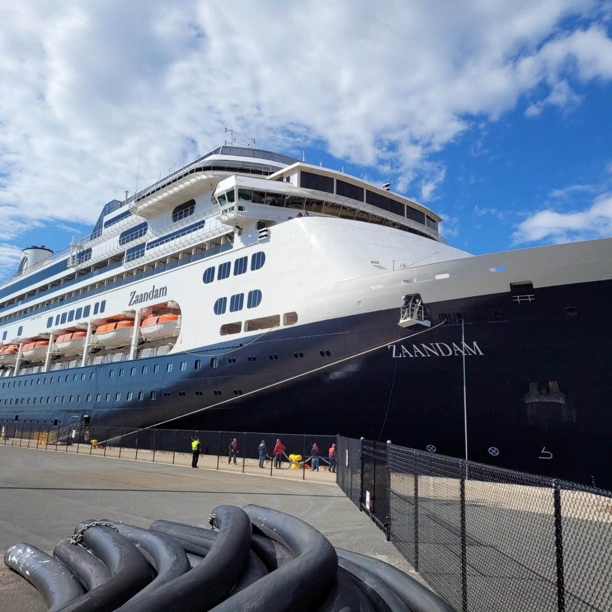 CapeTaxi's tweet photo. Good Morning MS Zaandam and MS Zuiderdam and welcome to Sydney https://t.co/zTrFFEPrat