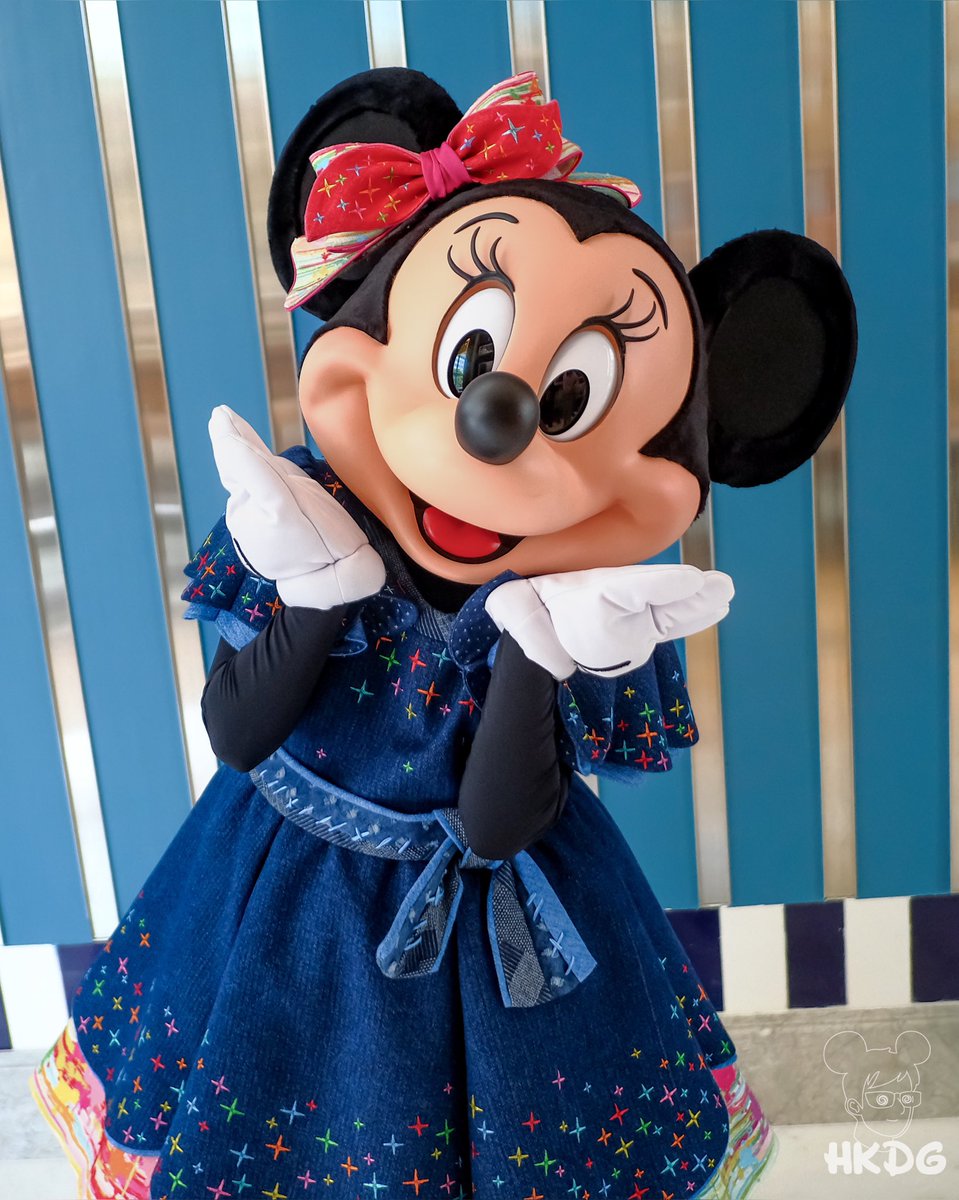 🥰#Minnie in denim might be the cutest thing you’ve ever seen

#ootd #minniemouse #DisneysHollywoodHotel #HH #Reimagined #GrandReopening

 #hkdg #hkdl #distwitter  #ディズニー #香港ディズニー #香港ディズニーランド