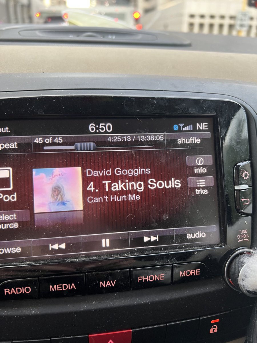 helsel_ashley's tweet photo. My dashboard after gym workout listening to ⁦@taylorswift13⁩ then in my car listening to ⁦@davidgoggins⁩ , Can’t Hurt Me 💪🏻😊💜 https://t.co/t8geu49ERV