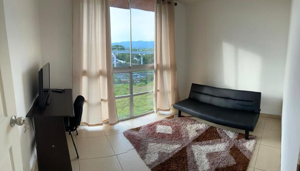 RickyGaray29's tweet photo. SE ALQUILA HABITACIÓN Ubicado en DON BOSCO AV-355
PH MYSTIC VILLAGE

AMOBLADO - LINEA BLANCA
Con Area Social (cancha de futbol, basketball, piscina y bohío para reuniones)

Precio:$250 mensual
Incluye: agua, gas, mantenimiento, internet.

CONTACTO: 6049-5582 (WhatsApp y Llamadas) https://t.co/nxCsgbl650